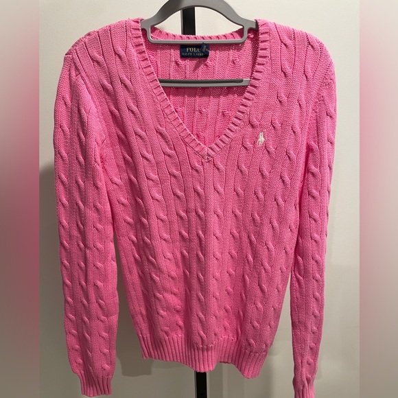 Ralph Lauren Sweaters - Ralph Lauren women’s v-neck cable knit sweater medium